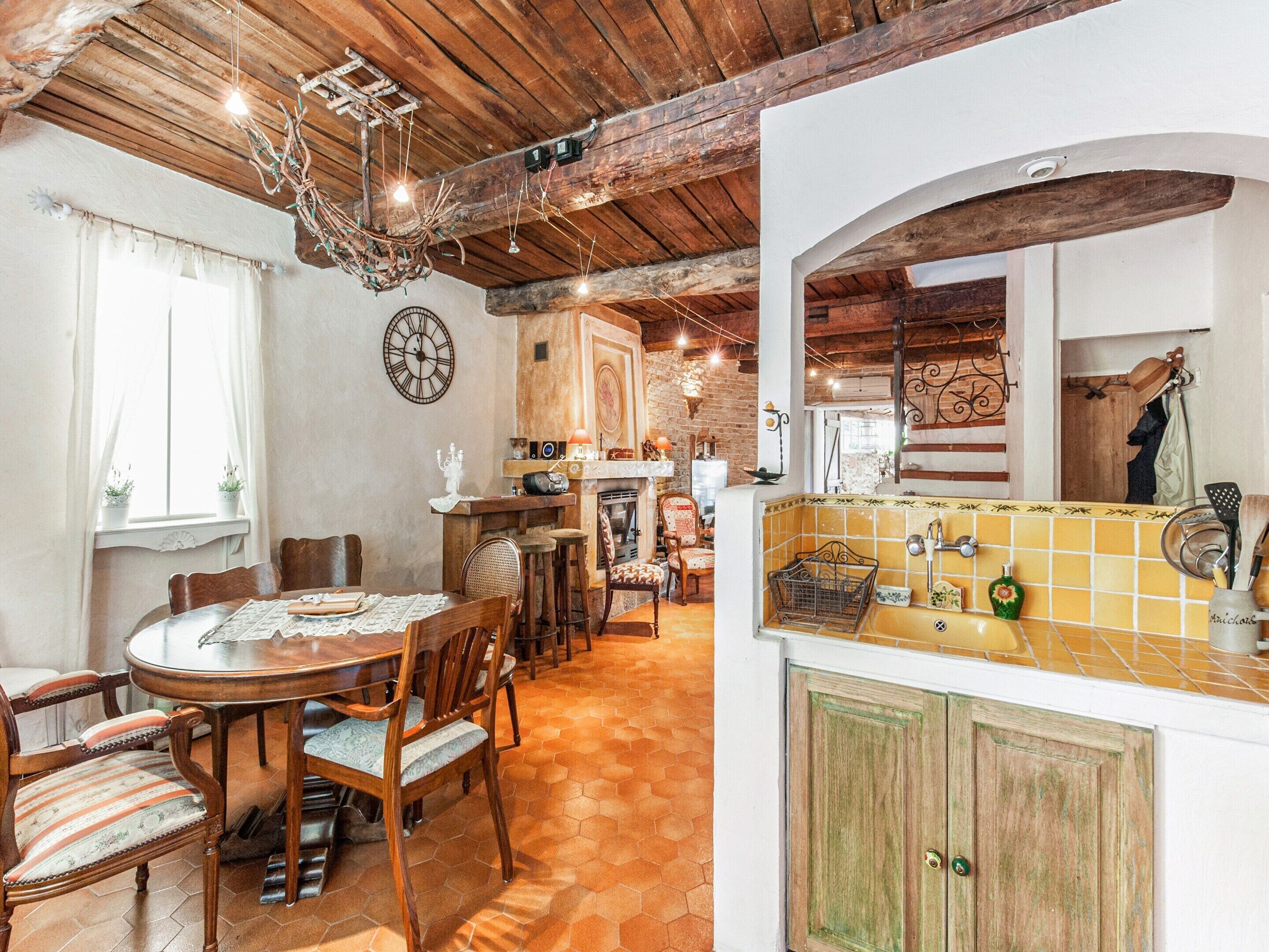 House | Tempat makan