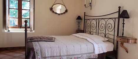 House | Room amenity