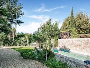 House | View from property - Holiday Home in Lorgues With Pool and Terrace (Lorgues)