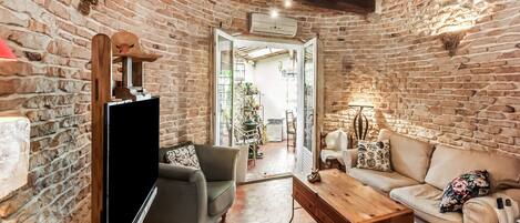 House | Living room