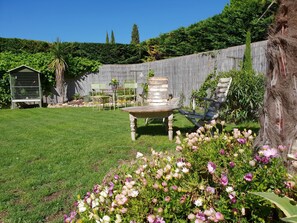 Garden - Holiday Home in Lorgues With Pool and Terrace (Lorgues)