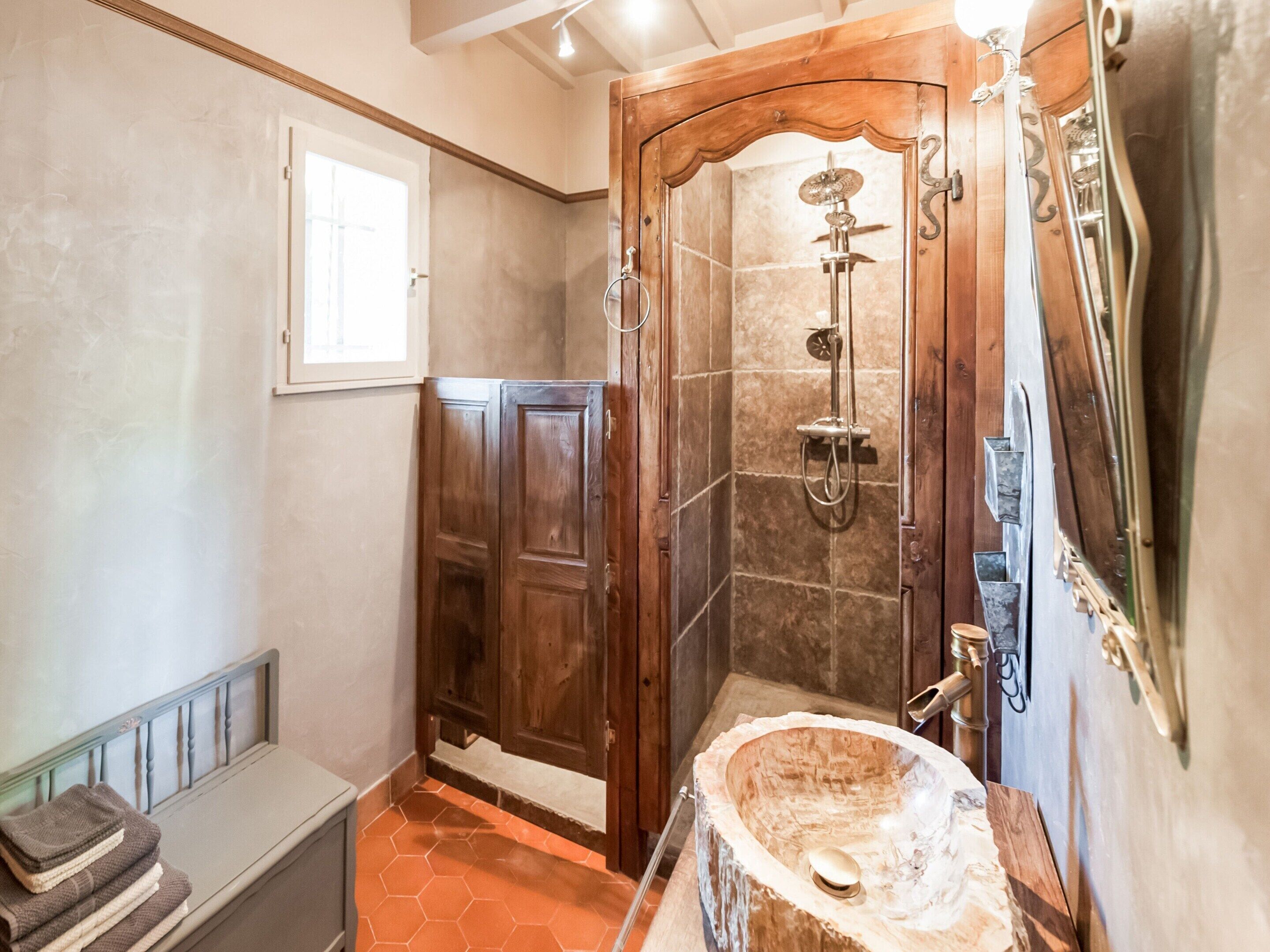 House | Bathroom
