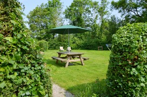 Cottage | Balcony - Cottage in Wierre-effroy Near Forest (Wierre-Effroy)