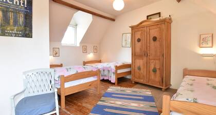 Mansion in Machemont With Private Garden, BBQ & Fireplace