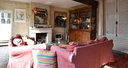 Mansion in Machemont With Private Garden, BBQ & Fireplace