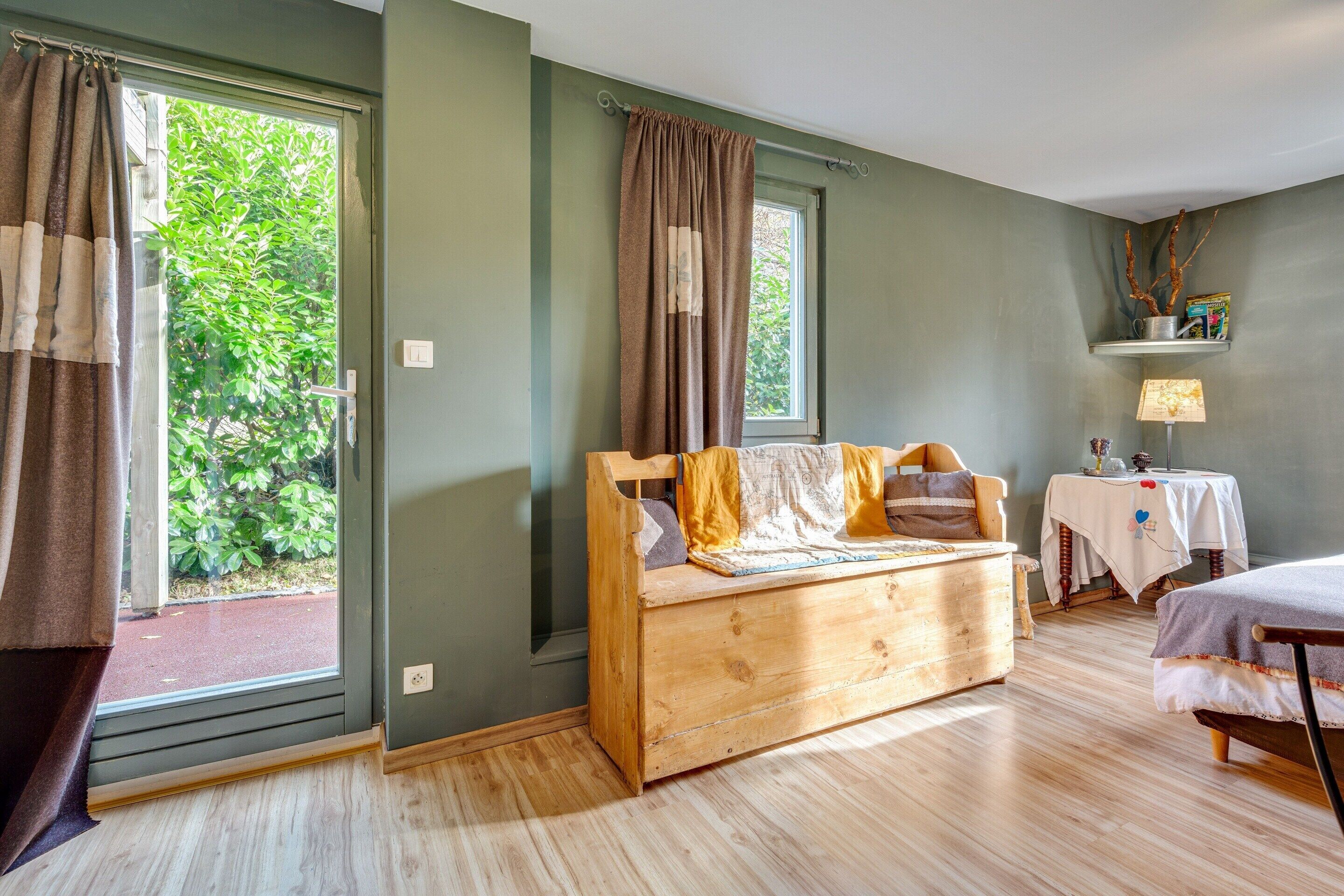 House | Reception