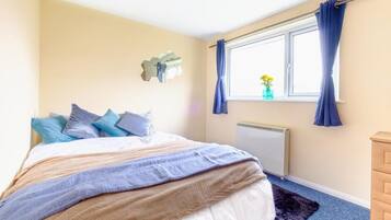 Apartment, 3 Bedrooms | 3 bedrooms, free WiFi
