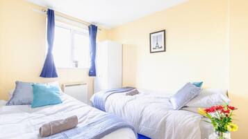 Apartment, 3 Bedrooms | 3 bedrooms, free WiFi