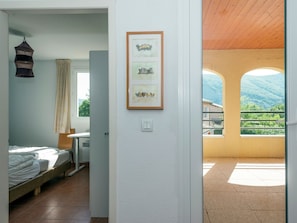 4 bedrooms, individually furnished, bed sheets - Sun Drenched Villa in Ardeche With Pool (Vallon-Pont-d'Arc)