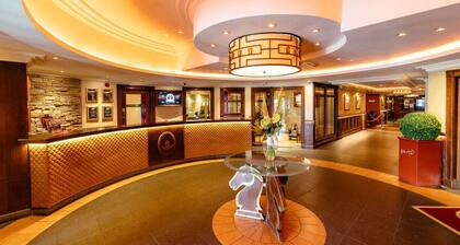 Log Cabin near Glasgow