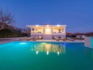 House | Pool | Indoor pool, outdoor pool - Holiday Home in Galovac With Pool (Galovac)