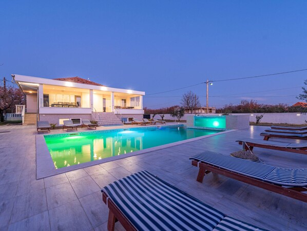 House | Pool | Indoor pool, outdoor pool