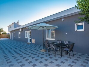 House | Exterior