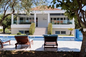 House | Exterior - Holiday Home in Galovac With Pool (Galovac)