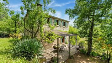 House | Taman