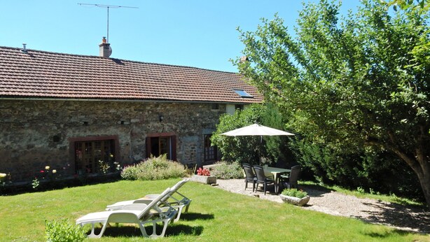 Unclassified image, 1 of 19, button - Cosy Holiday Home Full of Excursion Options Neart Saint-germain-de-champs (Saint-Germain-des-Champs)