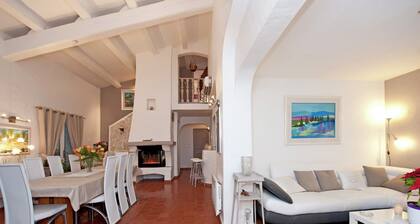 Villa in Bagnols With Pool & Near Nature Parks