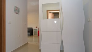 2 bedrooms, bed sheets - Newly Built Holiday Home in a Quiet Area, 2 Spacious sea View Terraces, Parking (Zadar)