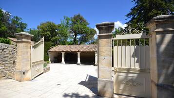 Rumah | Resepsionis