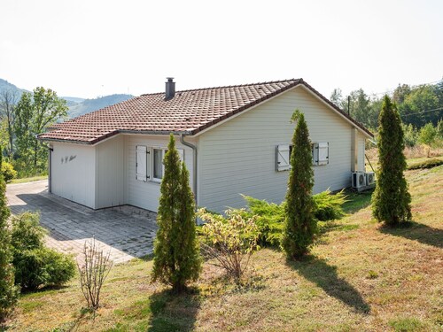 Beautiful, Modern Chalet Near to La Bresse