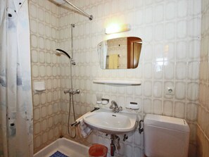 Apartment | Badezimmer