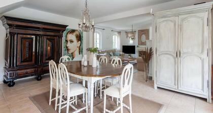 Villa in Gassin Near Saint Tropez Beaches