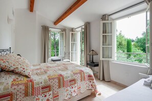 Villa | 3 bedrooms, individually furnished, bed sheets - Villa in Gassin Near Saint Tropez Beaches (Gassin)