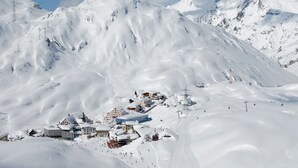 Unclassified image, 2 of 30, button - Spacious Mansion in Wald am Arlberg With Private Garden (Dalaas)