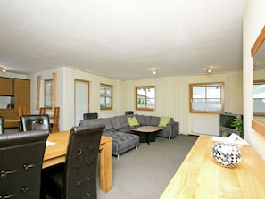 Apartment | Living area