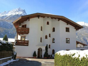 Apartment | Exterior - Apartment in Langenfeld Near Ski Slopes (Laengenfeld)