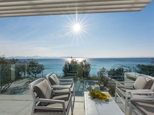 Luxurious Villa in Kozino With Fenced Garden