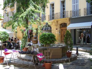 Exterior - Bliss Near Aix-en-provence (Aix-en-Provence)