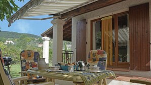Balcony - Pleasing Villa in Callas With Swimming Pool (Callas)