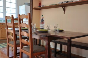 House | Living room - Chalet With Garden in the Pyrenees (Roquefort-de-Sault)