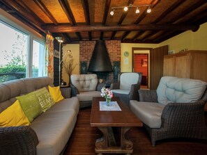 Chalet | Living room | TV