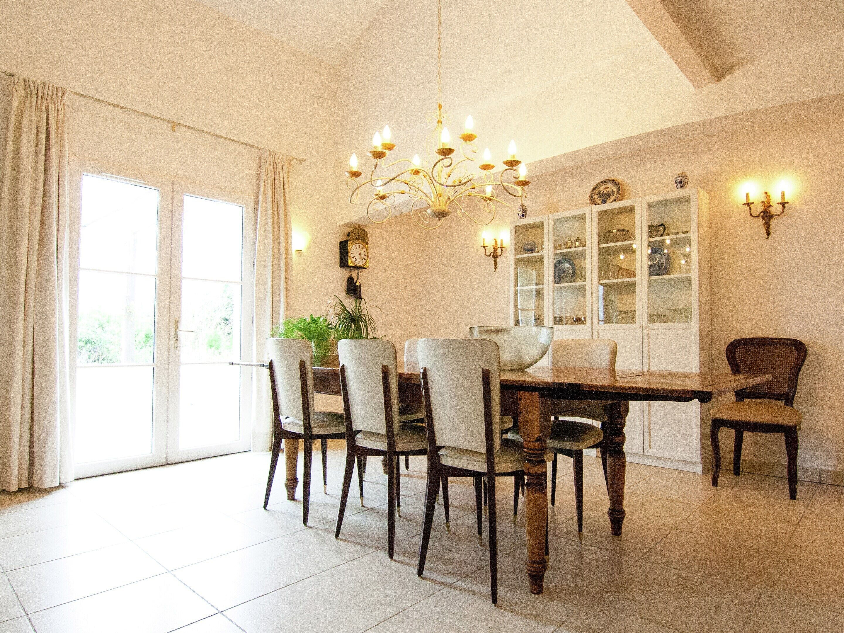 Villa | Dining