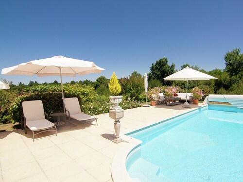 Luxury Villa With Heated Pool on Golf With Lots of Privacy and Panoramic Views