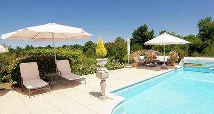 Luxury Villa With Heated Pool on Golf With Lots of Privacy and Panoramic Views