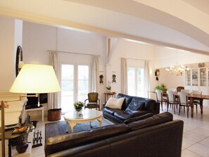 Villa | Living room