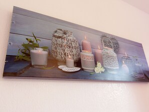 Interior detail - Cozy Garden Retreat Malemort (Malemort-sur-Correze)