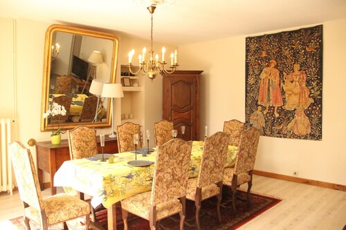 Elegant Family Home in Bouix