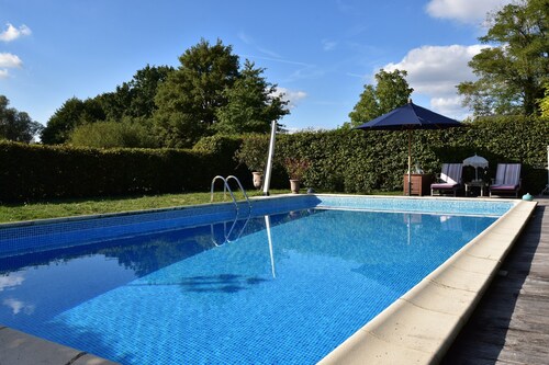 Holiday Home in Le Chatelet With Pool