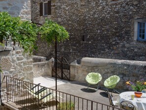 Balcony - Montclus Charm: Views & Calm (Montclus)