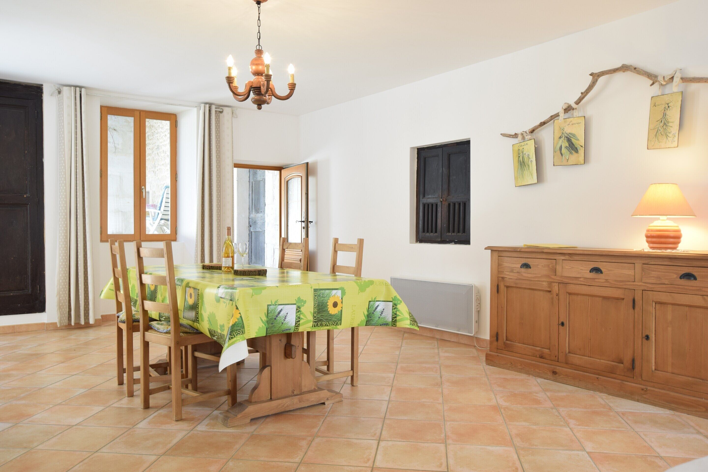 House | Dining
