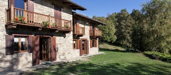 Apartment in Netro With Balcony and Views