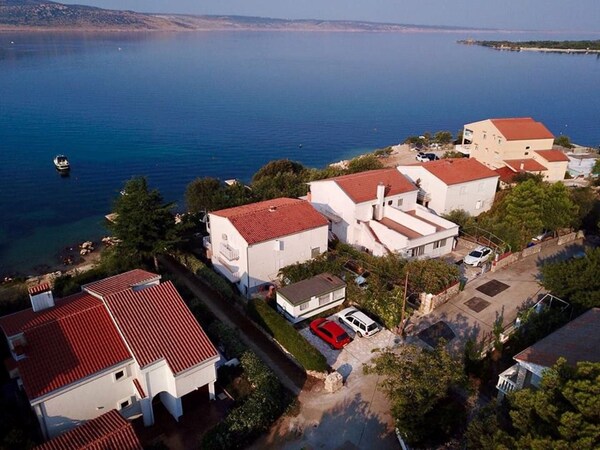 Apartment In Seline By The Sea - Stari Grad
