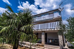 Exterior - Apartment in Seline by the Sea (Starigrad)