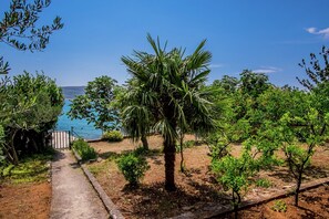 บริเวณภายนอก