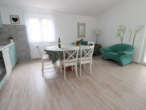 Apart Daire | Yemek sevisi