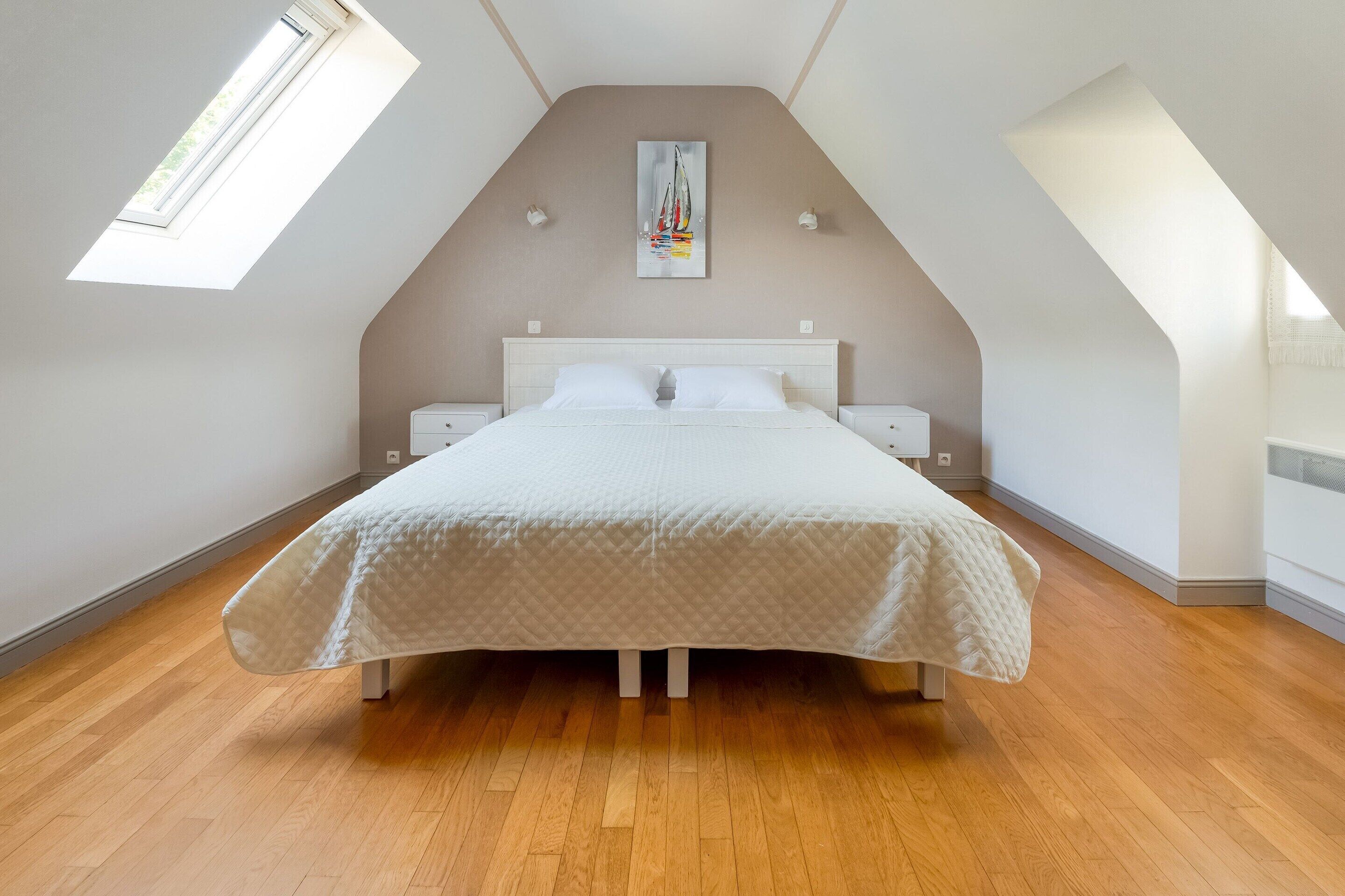 Rumah | 2 kamar tidur dan dilengkapi dengan perabotan berbeda-beda